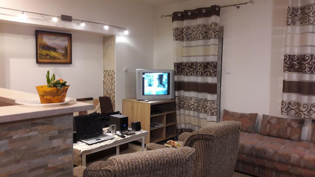Apartman Yvet Sucany Extérieur photo