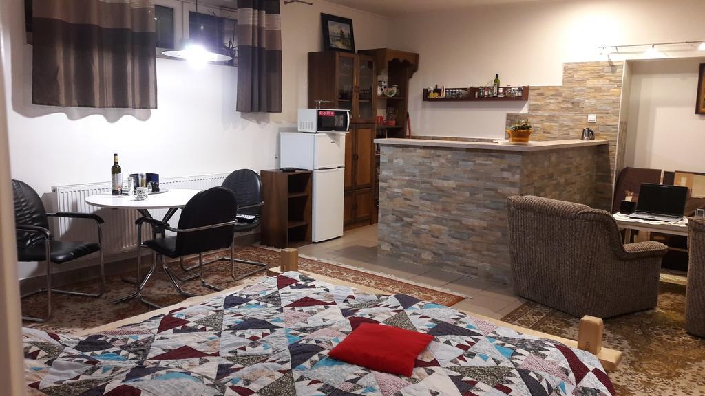 Apartman Yvet Sucany Extérieur photo
