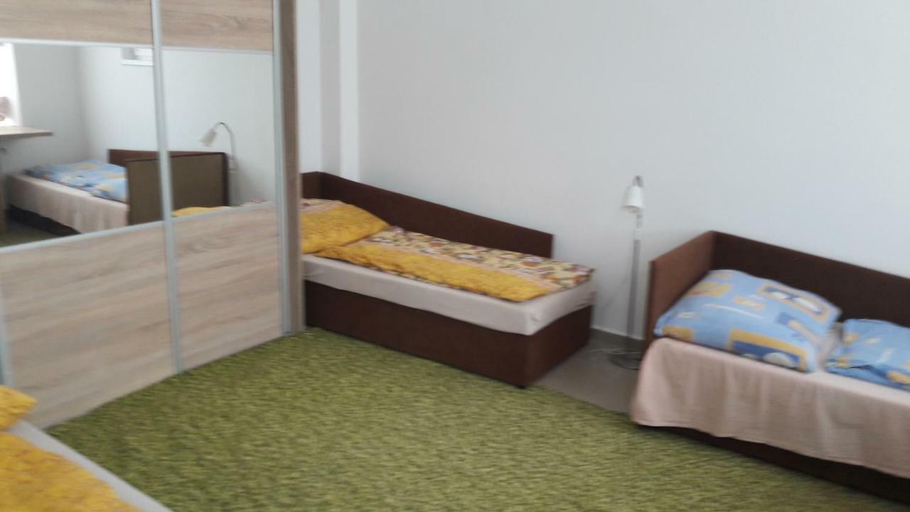 Apartman Yvet Sucany Extérieur photo